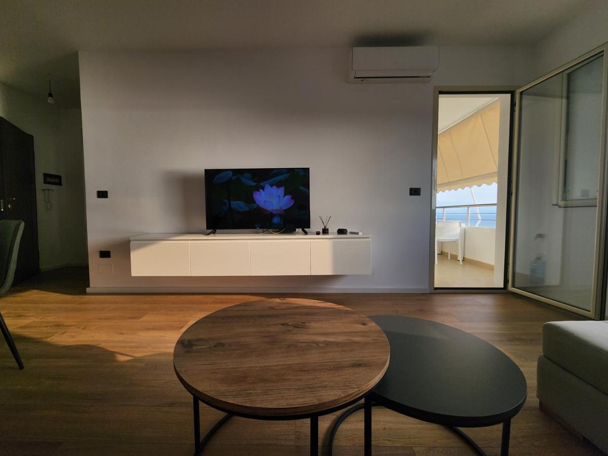 Cloud 10 Apartment Vlore Ngoại thất bức ảnh